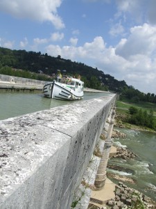 pont canal garonne bateau